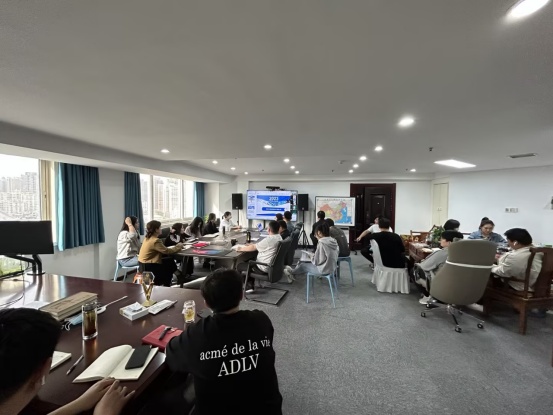 董事長盧云峰補充 董事長盧云峰補充