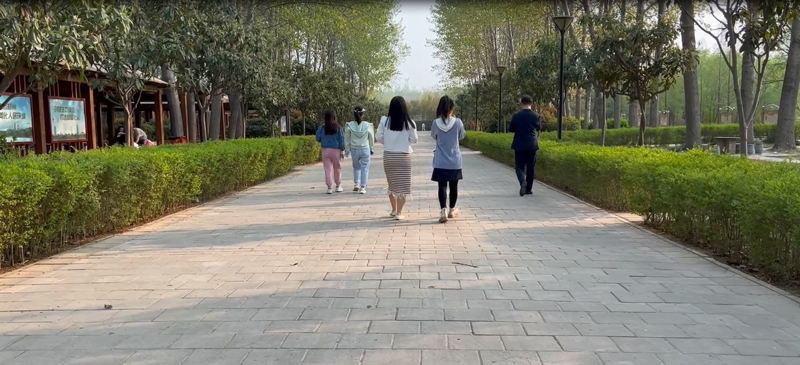 不燥陽(yáng)光 不燥陽(yáng)光